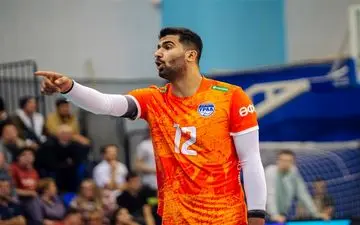 اسفندیار: وقتی قیمت دلار ۵۰ هزار تومان شده، قرارداد یک میلیاردی هم باید ۵ میلیارد شود! 