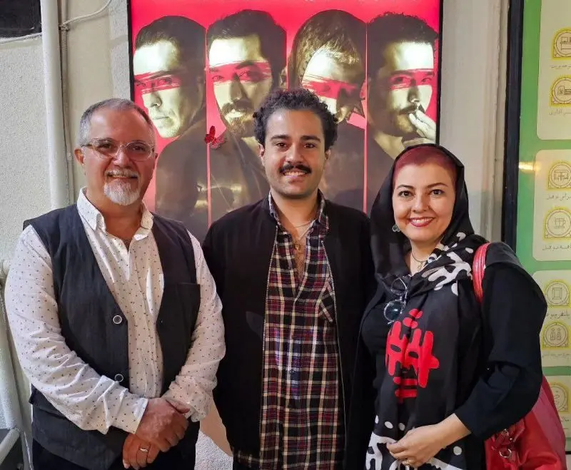عکسی به تازگی از آناهیتا همتی بازیگر ایرانی در کنار شوهرش منتشر شد که او به کلی تغییر چهره داده و از همیشه جوانتر شده است.