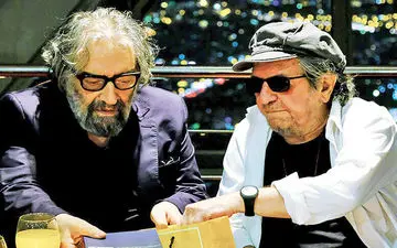 گریه های بی امان کیمیایی برای داریوش مهرجویی | مسعود کیمیایی برای همکار و دوستش خون گریه میکند
