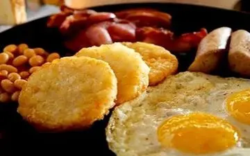 طرز تهیه هش براون؛ صبحانه‌ای خوشمزه و ترد به سبک آمریکایی