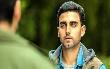 محمد صادقی به قید وثیقه از زندان آزاد شد 