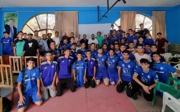 جشن تولد " دایی فرهاد" در آکادمی استقلال ۹۰ 