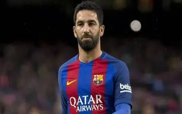 الهلال در پی جذب هافبک سابق بارسا