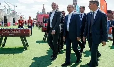 پا‌ به‌ توپ شدن پوتین و اینفانتینو با کت‌وشلوار در پارک فوتبال مسکو + عکس