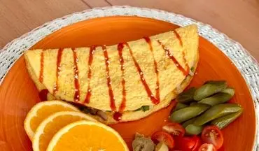 طرز تهیه املت چینی خوشمزه با قارچ و پنیر پیتزا: سریع و لذیذ