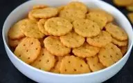 طرز تهیه کراکر بیسکویتی خانگی / میان‌وعده‌ای عالی برای پذیرایی