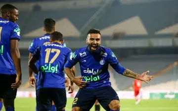 
خشم شدیدستاره استقلال از تصمیم زشت و غیرمنتظره