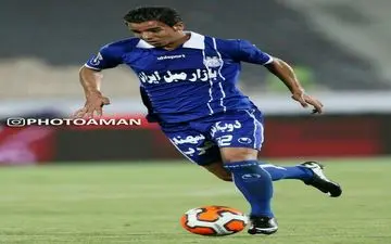 

نساجی را با قلبم انتخاب کردم/سالی که به استقلال آمدم، به عشق هواداران آمدم، پرسپولیس چهارصد میلیون بیشتر میداد
