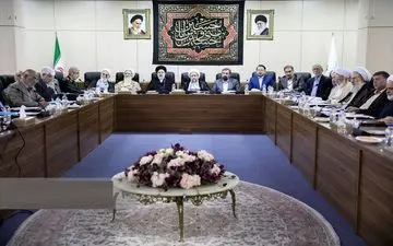 تکذیب دخالت مجمع تشخیص مصلحت نظام در تعیین نرخ جدید بنزین