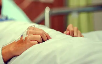 غذاهای ممنوعه: چیزهایی که در دوران بیماری نباید بخورید