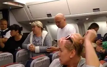 هواپیمایی که دست کمی از زباله‌دانی ندارد