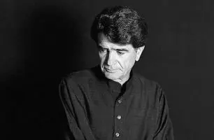 فیلم / اجرای متفاوت شجریان با لهجه مشهدی در «عشق پیری»