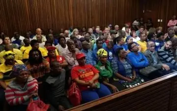 ماجرای حبس یک سیاه پوست داخل تابوت+عکس