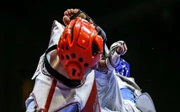 لطفی و بخشی مدال طلای تورنمنت تکواندوی صوفیه را بر گردن آویختند