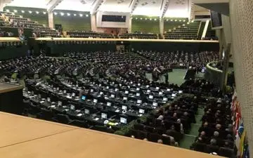 دختر رئیس جمهور در کنار کیمیای ورزش ایران+عکس