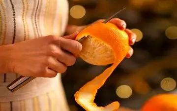 خوردن پوست میوه‌ مفید است؟

