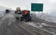نجات سرنشینان 280 خودروی گرفتار در برف