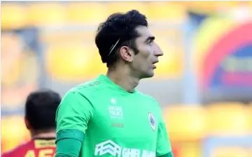 بیرانوند، شماره یک آنتورپ با زبان انگلیسی