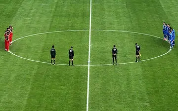 تصویر فوق‌العاده زیبا و نوستالژی از دربی شماره 56 + عکس