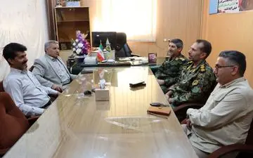 ​
نشست خبری فرمانده یگان ویژه استان ایلام با اصحاب رسانه به مناسبت هفته نیروی انتطامی+تصاویر