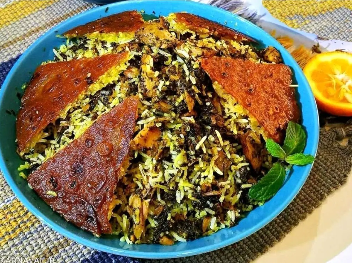 طرز تهیه امگشت پلو؛ غذای جنوبی خوشمزه با تن ماهی و سبزیهای معطر
