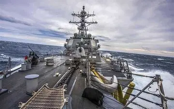  یک ناوشکن آمریکایی وارد دریای سیاه شد