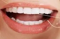 آیا  نخ دندان  در سلامت دندانها تاثیری دارد؟