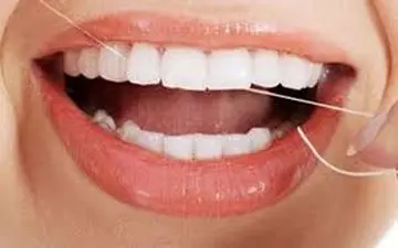 آیا  نخ دندان  در سلامت دندانها تاثیری دارد؟