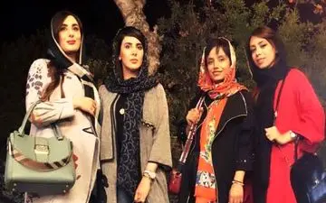 تهران گردی شبانه «لیلا بلوکات» و دوستانش