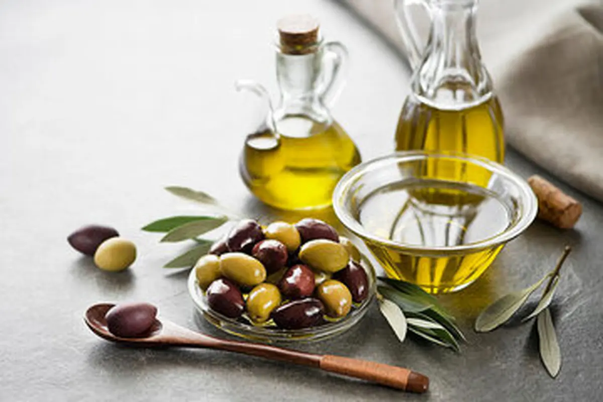   ترفندی ساده برای شناخت روغن زیتون فاسد و تاریخ مصرف گذشته 