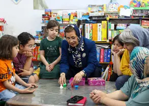 «خانه‌ی کوچک من»؛ بازخوانی زندگی زنی که کلماتش بازی می‌سازند