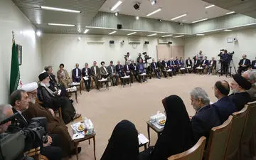 ۱۲ توصیه رهبر انقلاب/ ضرورت «کار و تلاش جهادی و مضاعف مسئولان برای رفع مشکلات»
