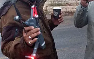 لحظه ساقط کردن پهپاد اسرائیلی توسط شهروند لبنانی