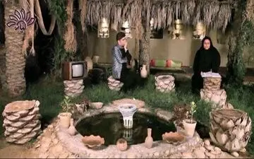 رازگشایی از دو دروغ بزرگ درباره ویدئوی تک‌خوانی یک زن که بازدید میلیونی پیدا کرد