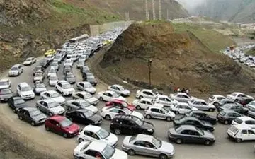 ترافیک سنگین هراز و چالوس / افزایش زمان سفر به شهرهای شمالی