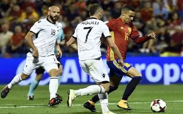 ایتالیا به پلی اف تبعید شد/ اسپانیا  با اقتدار به جام جهانی راه یافت 