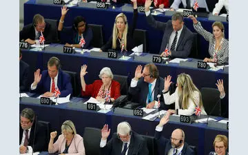 پارلمان اروپا به تمدید ضرب‌الاجل برگزیت رای مثبت داد