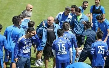 پشت خط ماندن بازیکن پر حرف وحدیث آبی ها