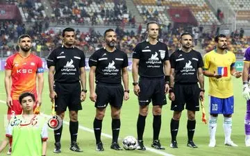 گزارش، تصویری از دربی خوزستان/عبدالله ویسی، مچ منصوریان را خواباند