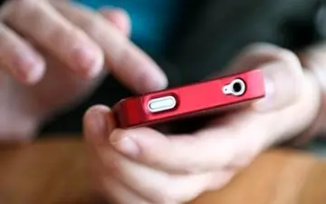 هزینه‌های کمرشکن گوشی همراه زائران حسینی در عراق