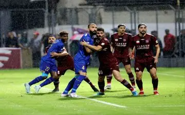 انتقاد تند مرفاوی از حواشی استقلال؛ اینجا استقلال است،به هواداران فکر کنید