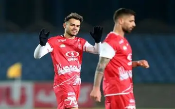 ارونوف به اردوی پرسپولیس اضافه شد