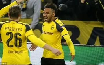 اتومبیل گران‌قیمت آقای گل بوندسلیگا +عکس 