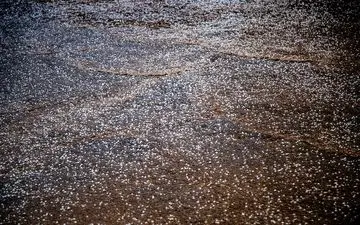 ادامه بارش‌های فصلی و احتمال وقوع سیل در ۶ استان/ آسمان تهران میهمان رگبار و تگرگ است