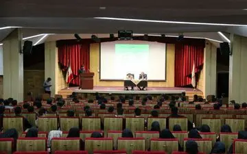 برگزاری اولین نشست پرسش و پاسخ دانشجویان دانشگاه صنعتی کرمانشاه با مسئولین دانشگاه 