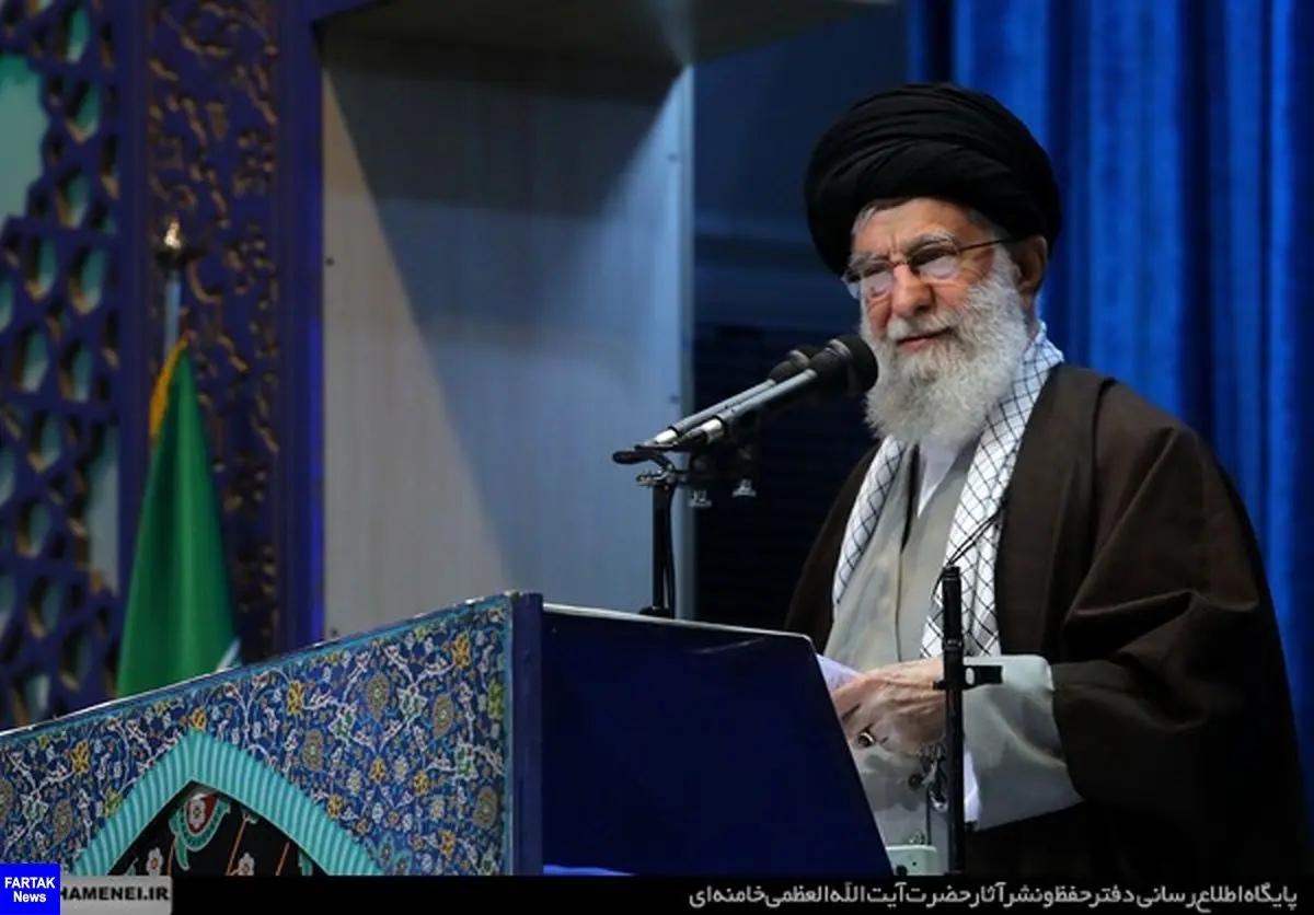 مقام معظم رهبری در نمازجمعه تهران:‌ از مذاکره ابایی نداریم اما نه با آمریکا/در حادثه هواپیما ابهاماتی هست