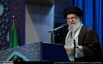 مقام معظم رهبری در نمازجمعه تهران:‌ از مذاکره ابایی نداریم اما نه با آمریکا/در حادثه هواپیما ابهاماتی هست