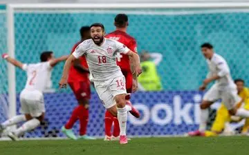 پیروزی یک نیمه‌ای اسپانیا مقابل سوئیس با دهمین گل‌به‌خودی جام