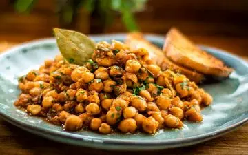 طرز تهیه چوله پالک؛ غذای هندی خوشمزه و سرشار از انرژی