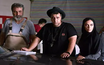 دورخیز «زنبور کارگر» برای فجر ۳۸/ سینماداران خودمختار شده‌اند